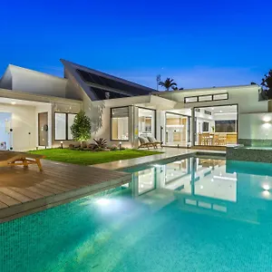 Raven6, Sound Holiday home Noosa Heads